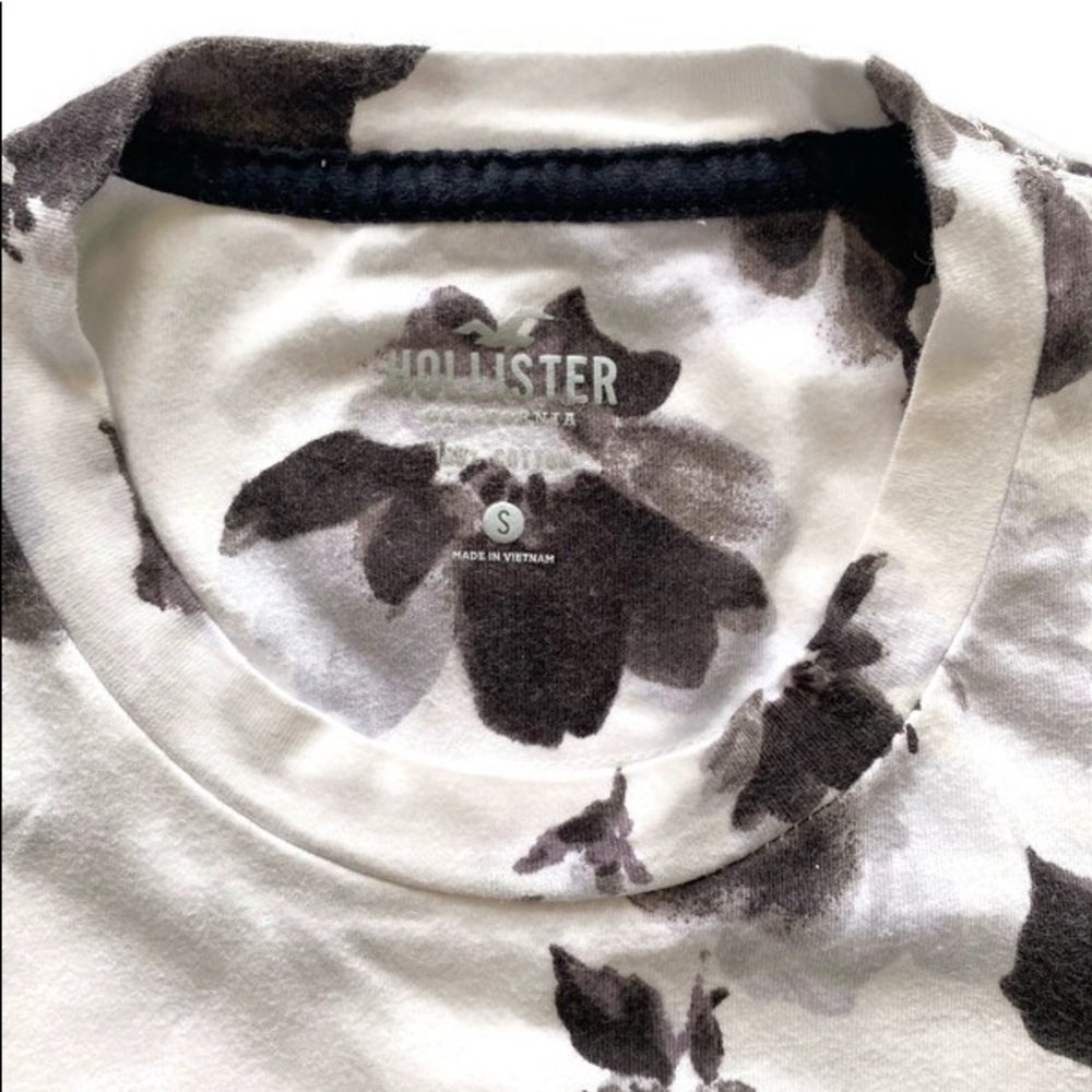 S Hollister Mens Tee Floral white black crewneck - Picture 4 of 6